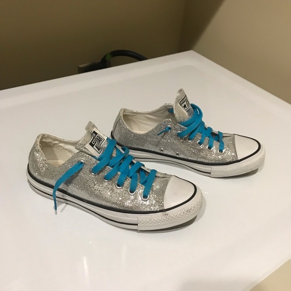 Converse - Picture 2 of 7